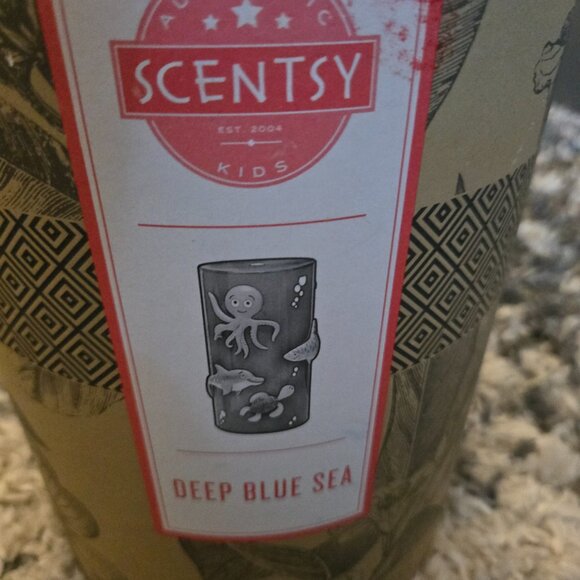 🌊 BRAND NEW Scentsy Kids Diffuser Shade - Deep Blue Sea - Picture 2 of 5